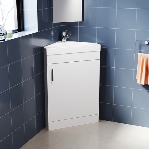 Modern corner bathroom - modern,